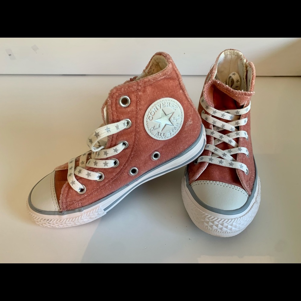 Converse All Star Chuck Taylors